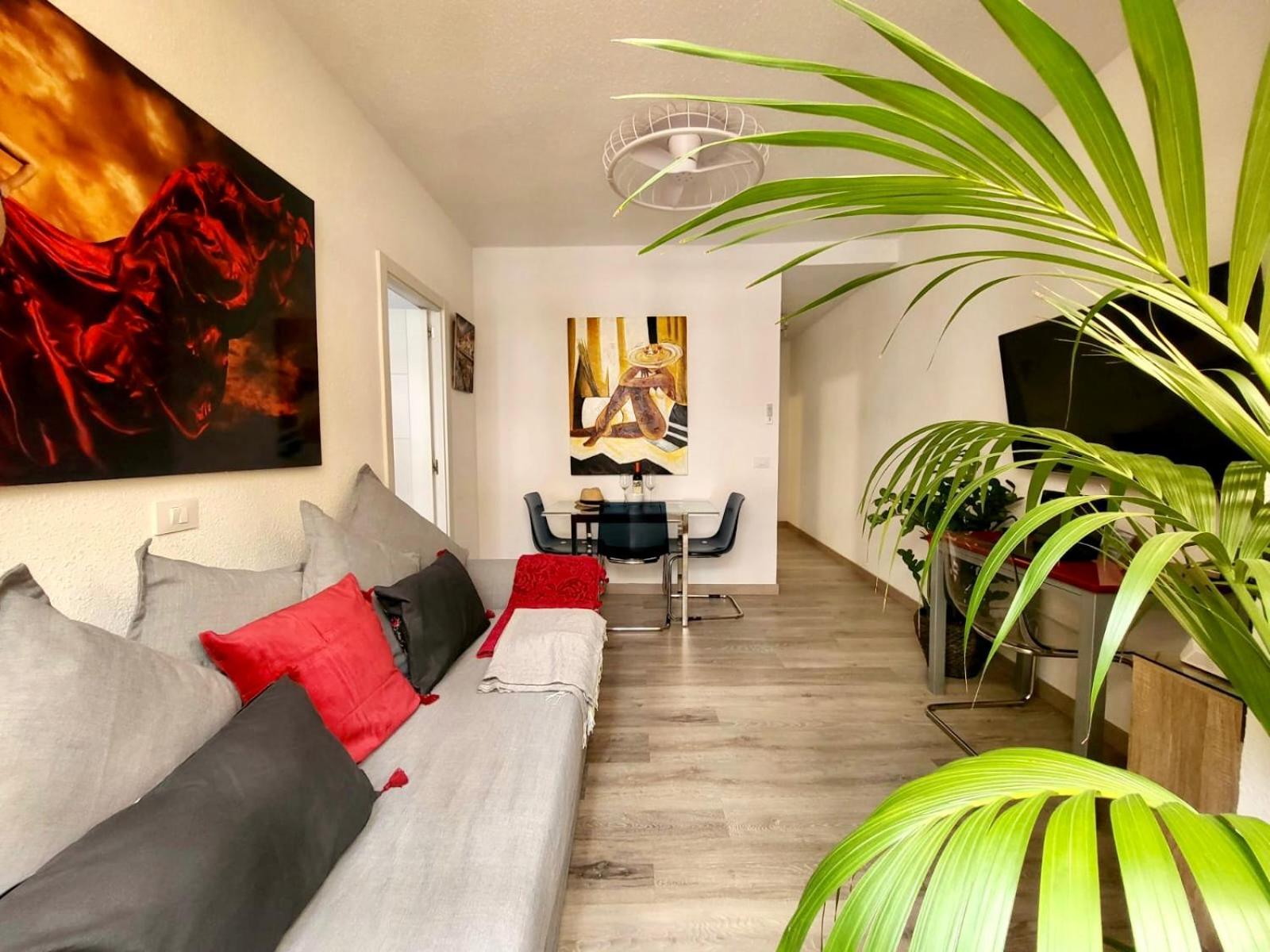 2 Bedrooms Flat 50 Mts Away From Las Canteras Beach Las Palmas de Gran Canaria Exterior photo